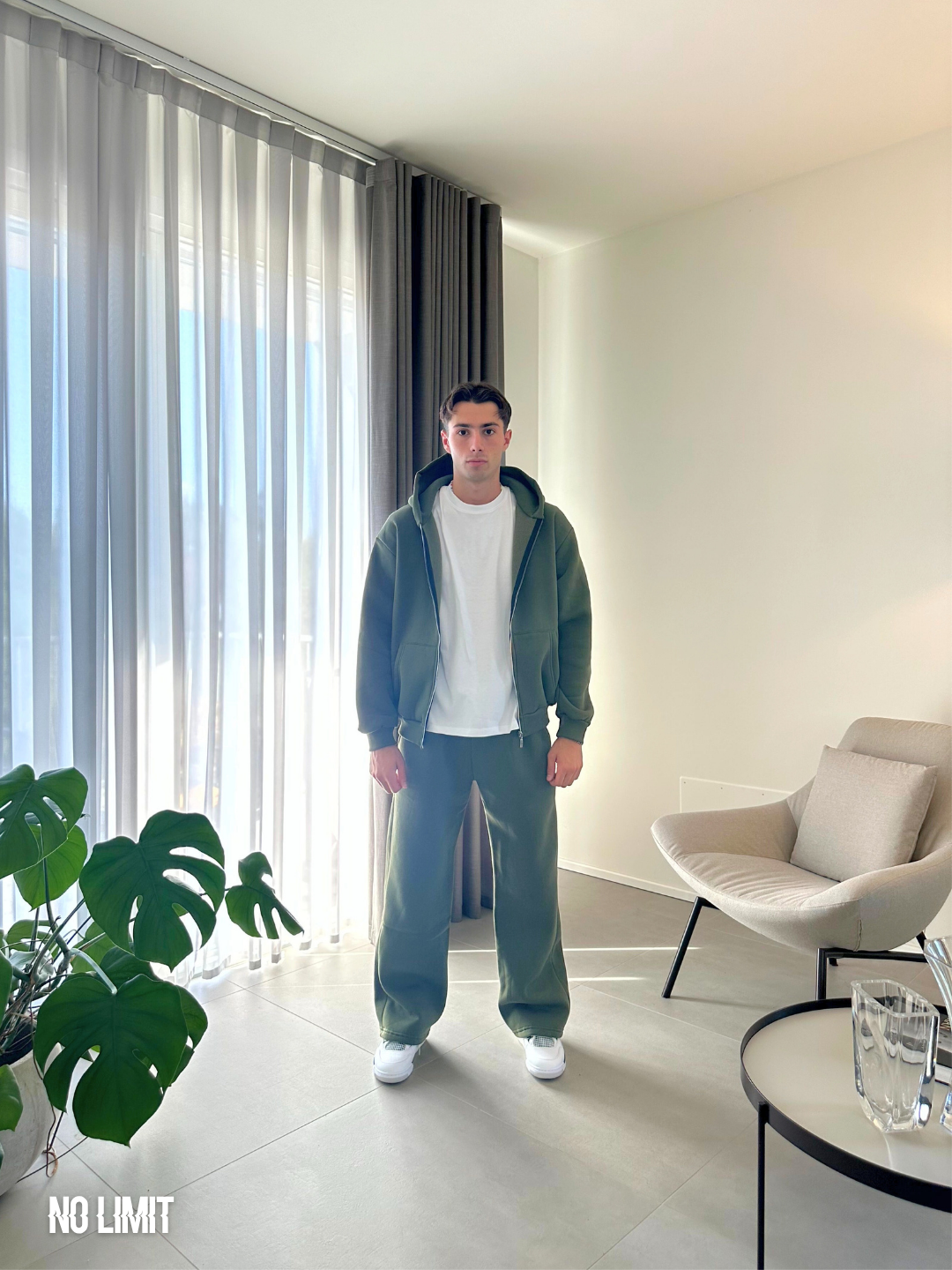 Felpa Zip (3 colori)