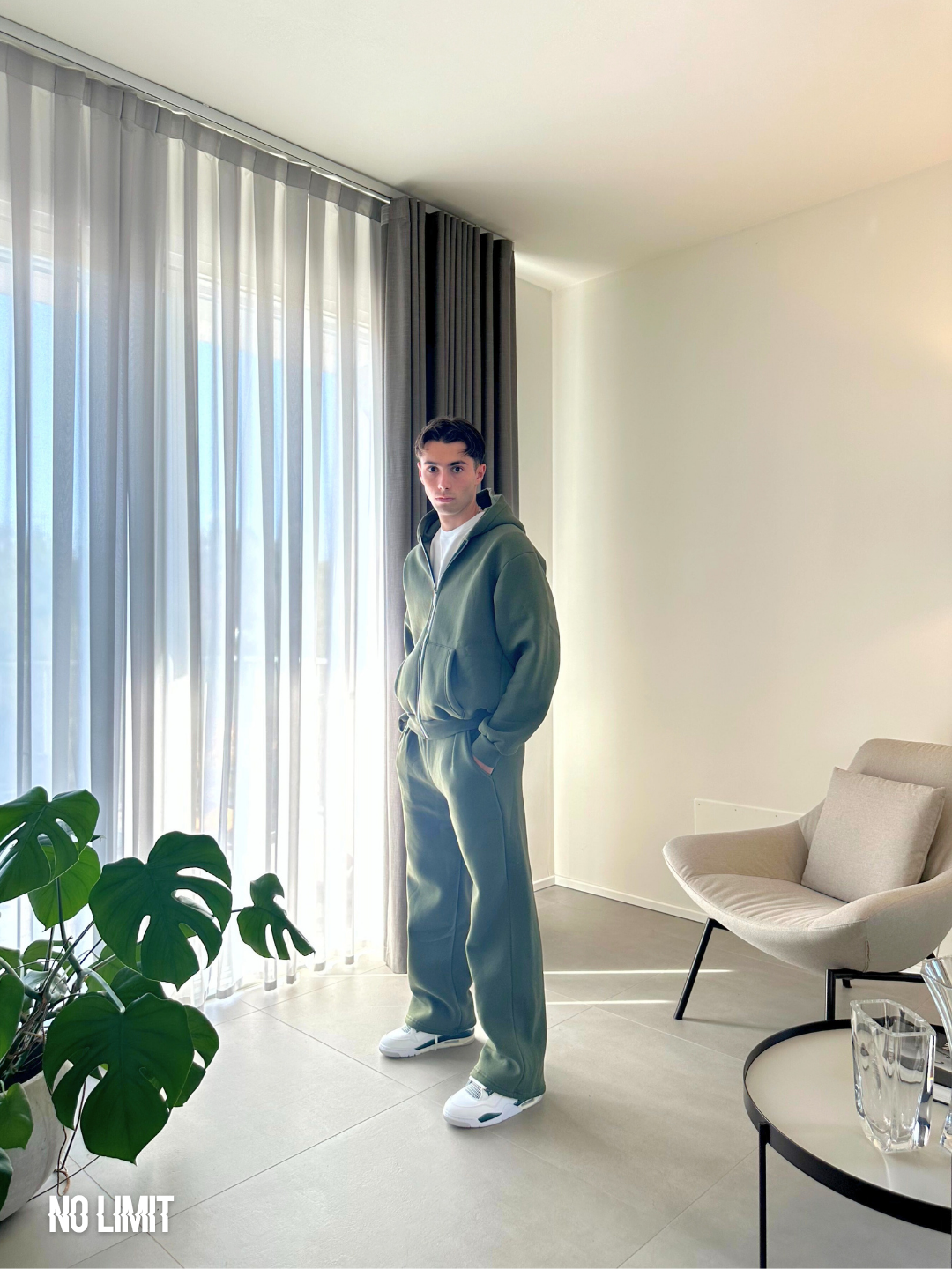 Felpa Zip (3 colori)